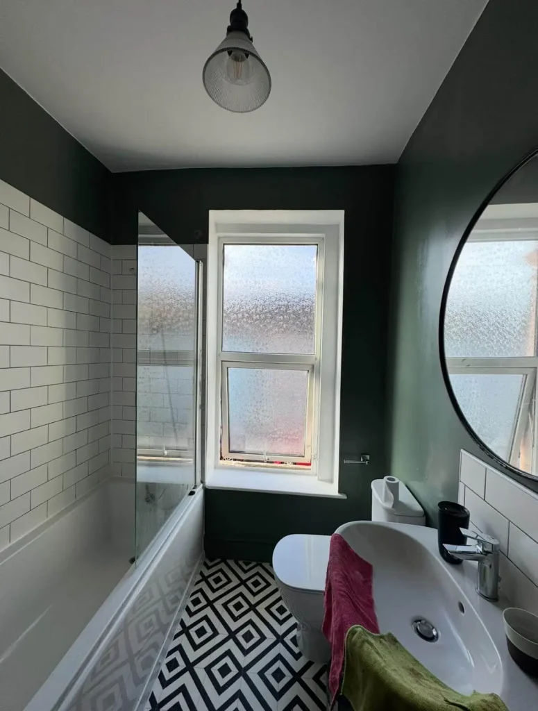 bathroom-painting-after-bristol