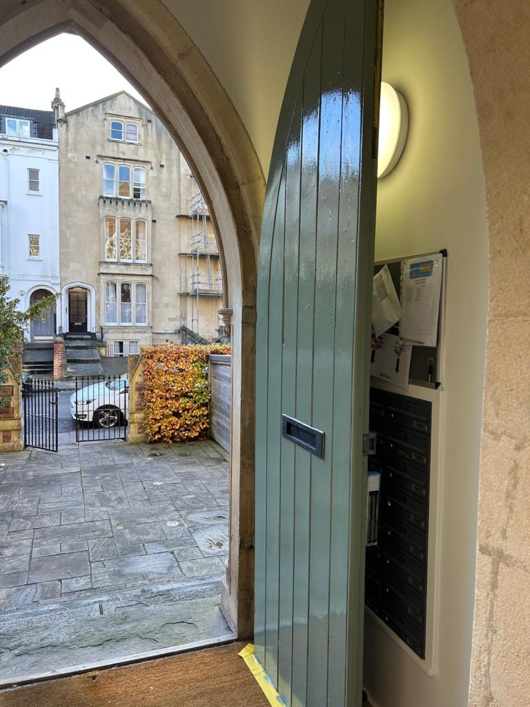 entrance-door-painting-clifton-bs8